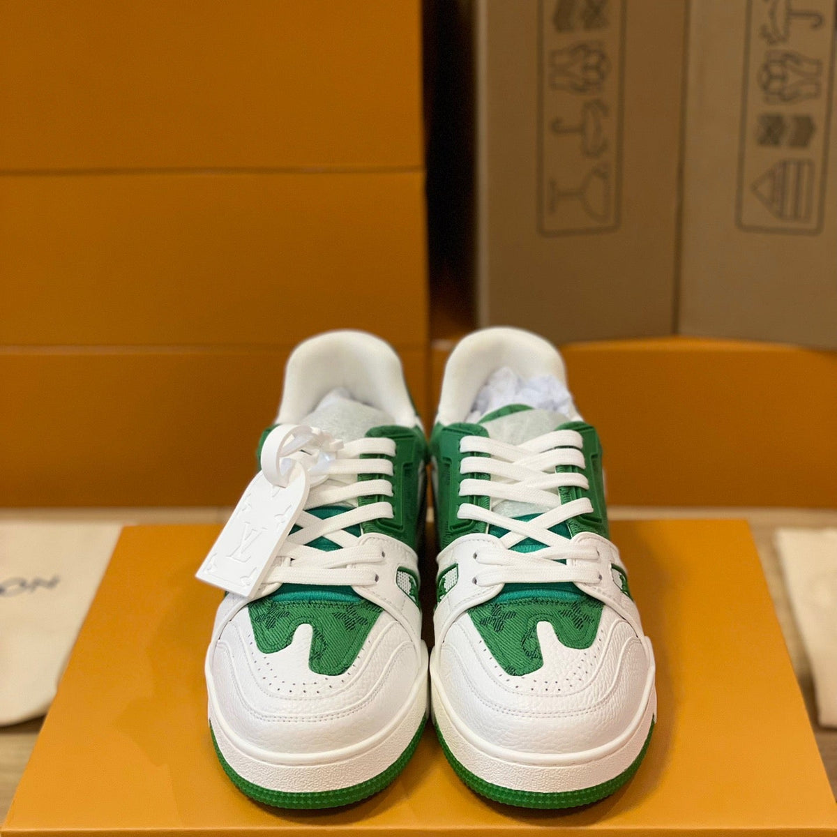 LOU TRAINERS