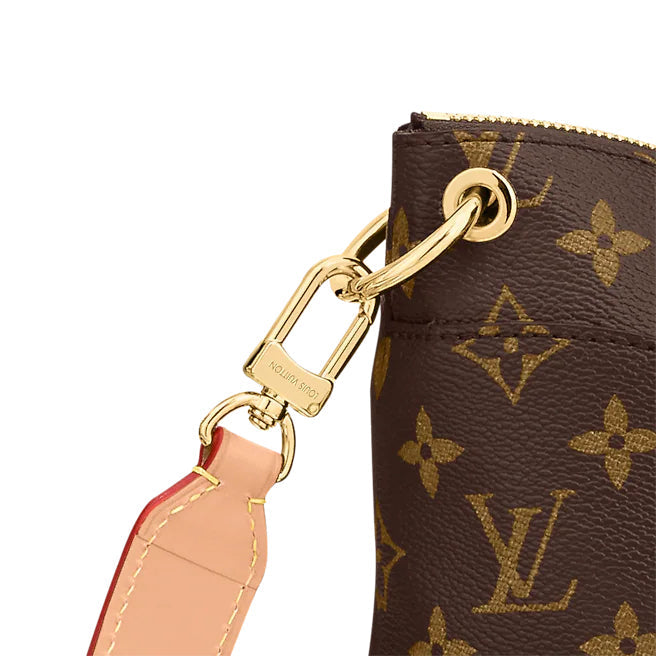 Chloe’s Picks Odéon MM Handbags