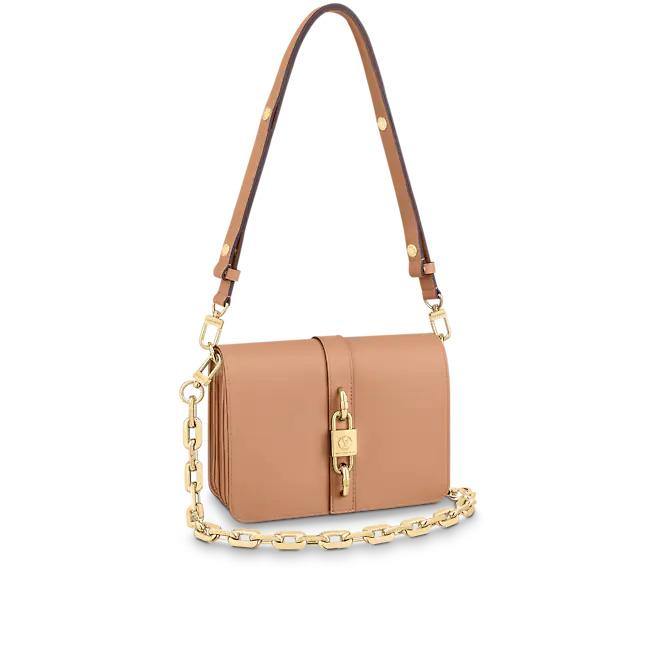 Chloe’s Picks Rendez-Vous Leather Lock Bag