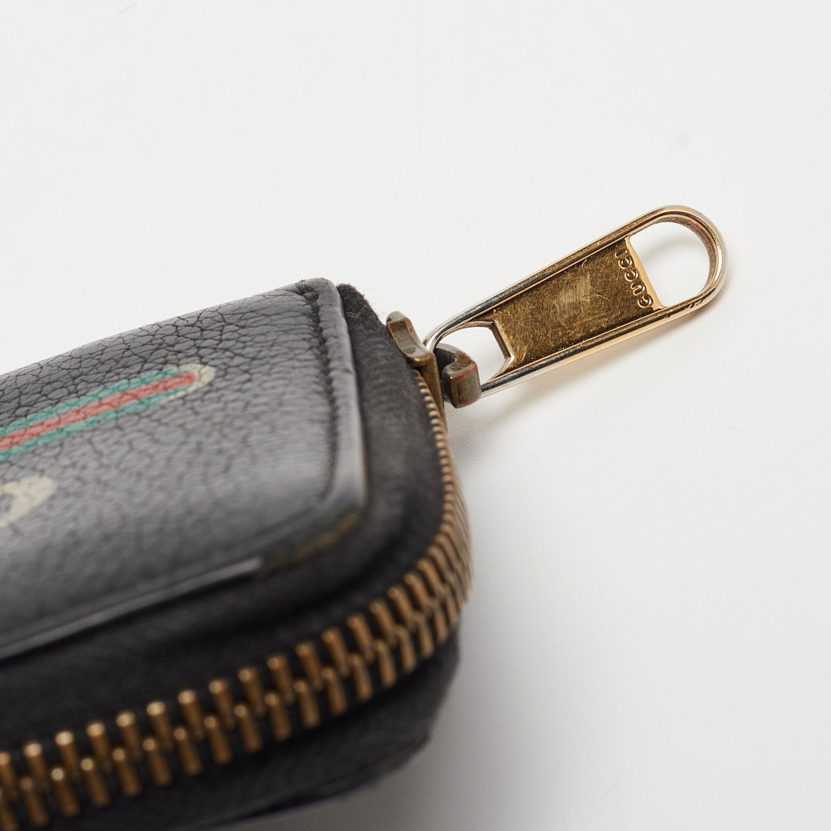 GUCCI Black Leather Logo Zip Purse