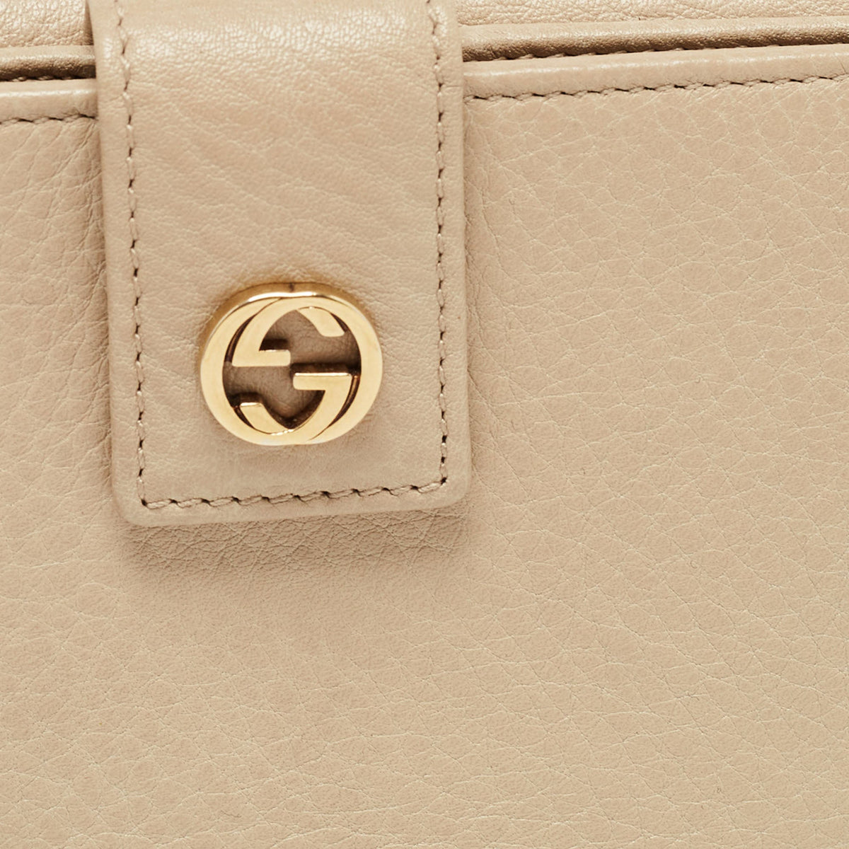 GUCCI Beige Leather Interlocking G Wallet