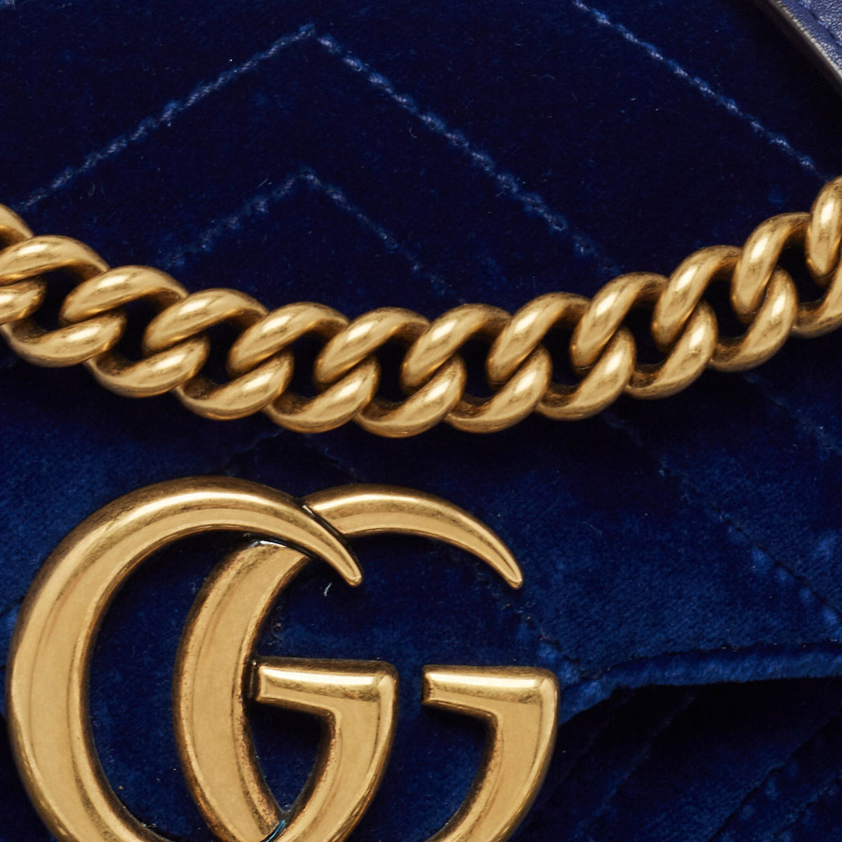 GUCCI Blue Matelasse Velvet Mini GG Marmont Shoulder Bag