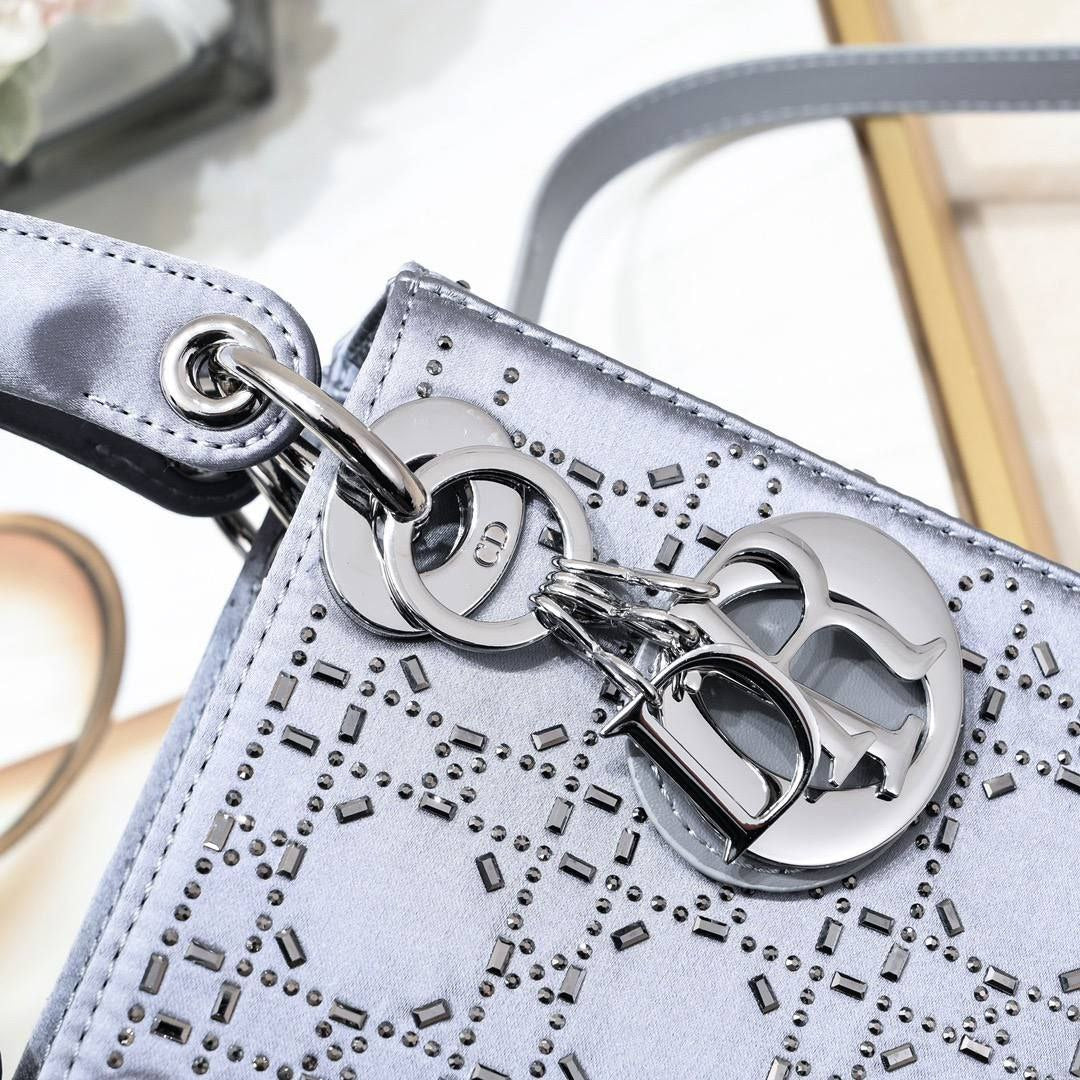 I W - CHL Bags - 798