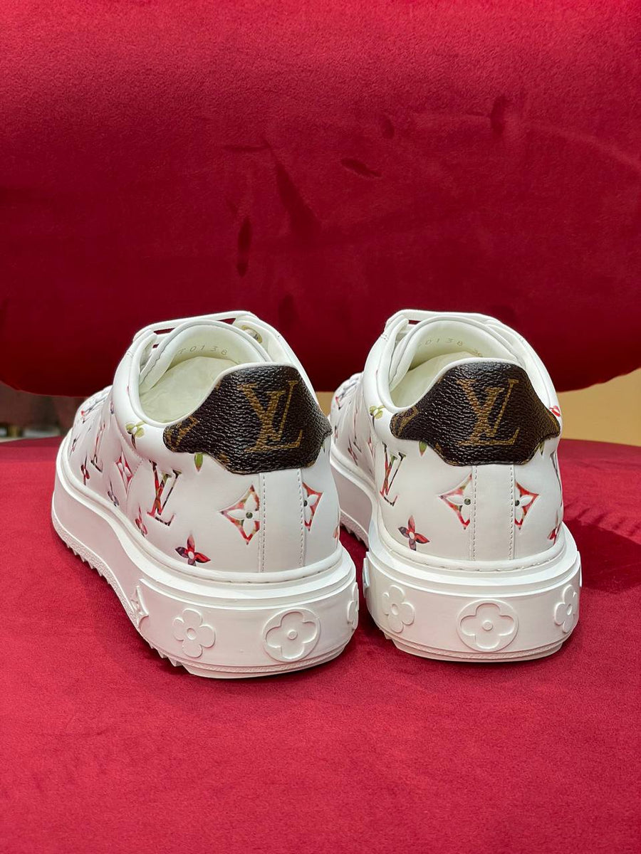 I W - NEW LUV SNEAKER