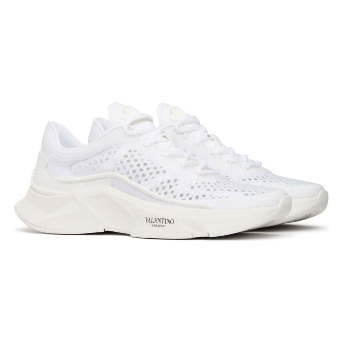 TRUE ACTRESS SNEAKERS