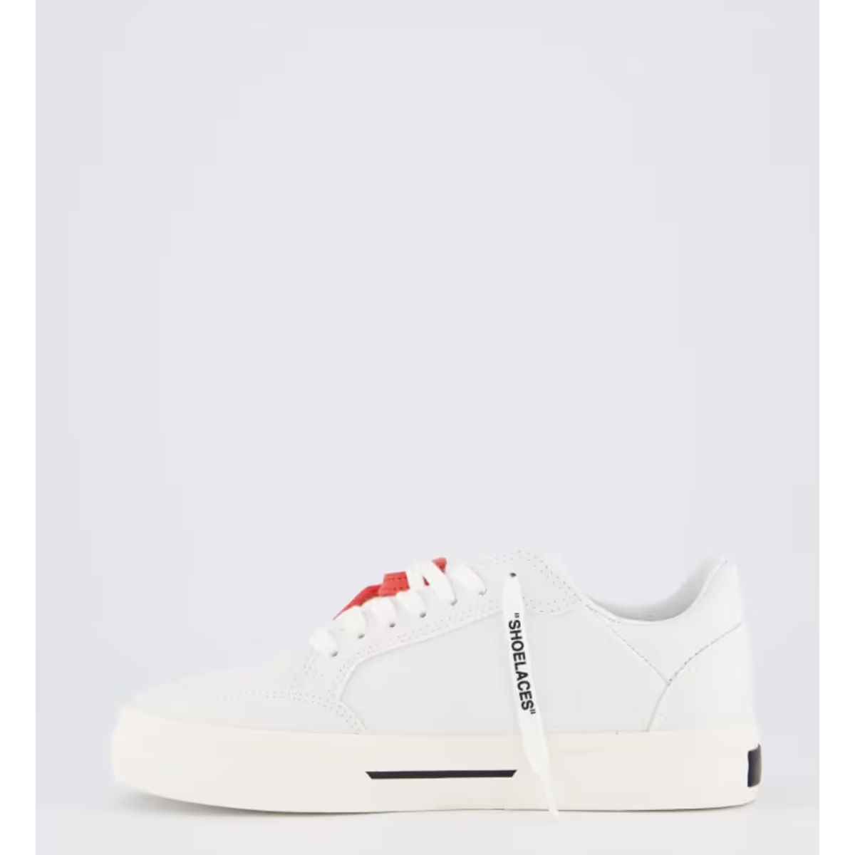 LOW  VULCANIZED SNEAKER