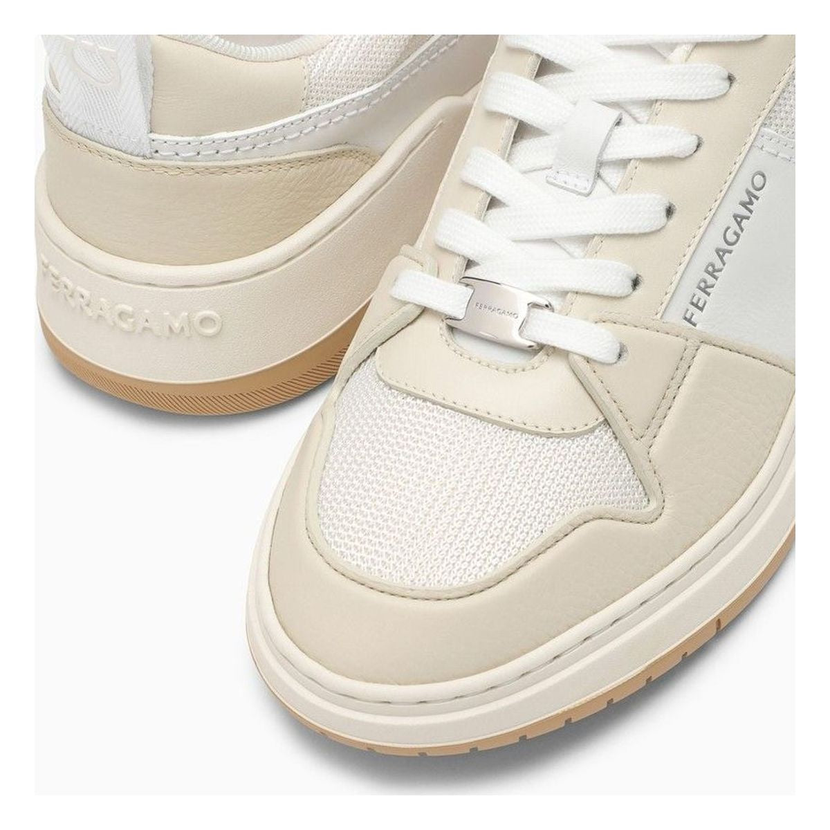 LOW WHITE LEATHER TRAINER