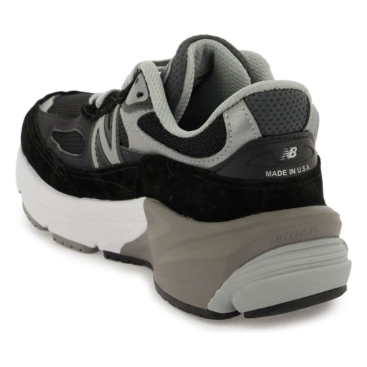 MADE IN USA 990V6 SNEAKERS