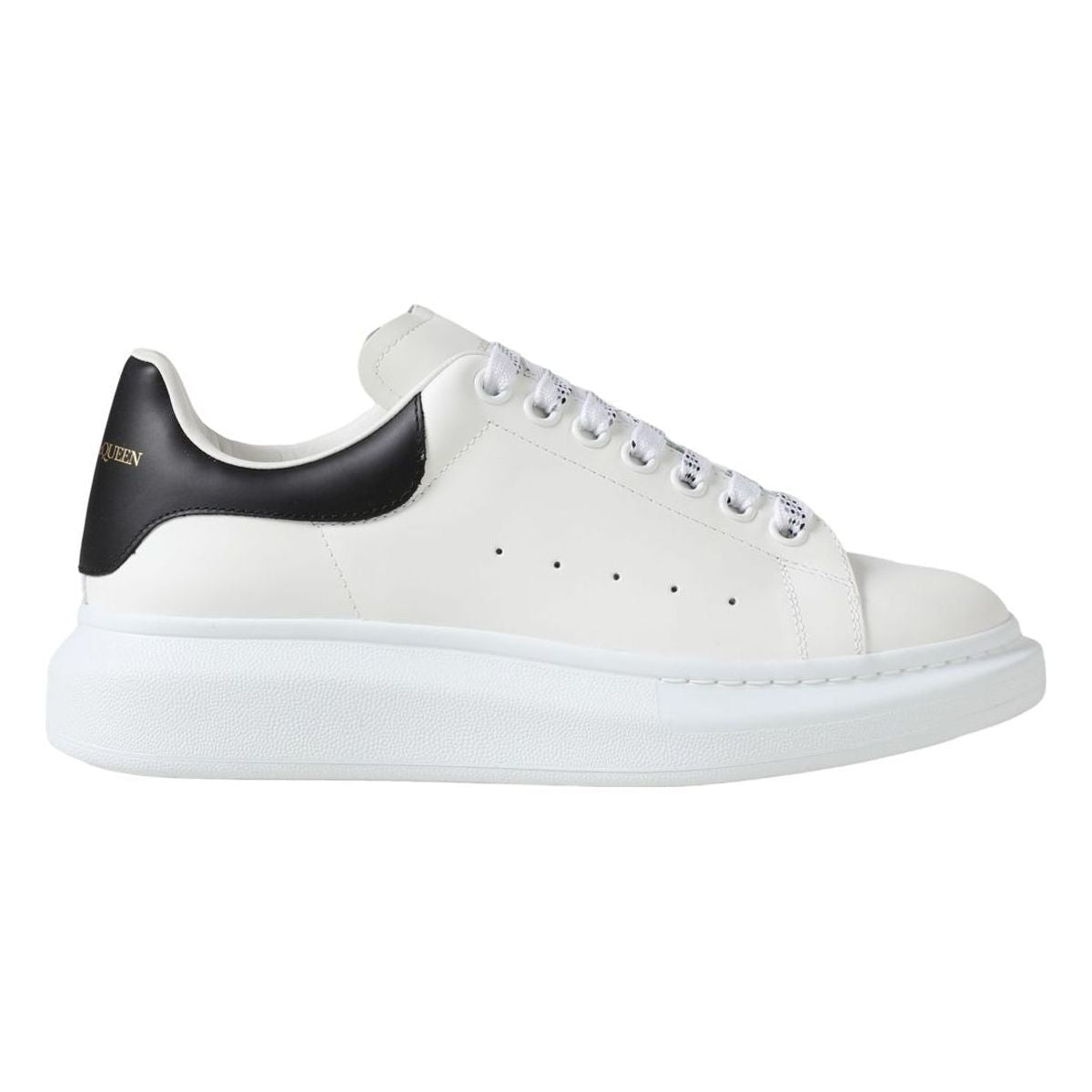OVERSIZED SNEAKER