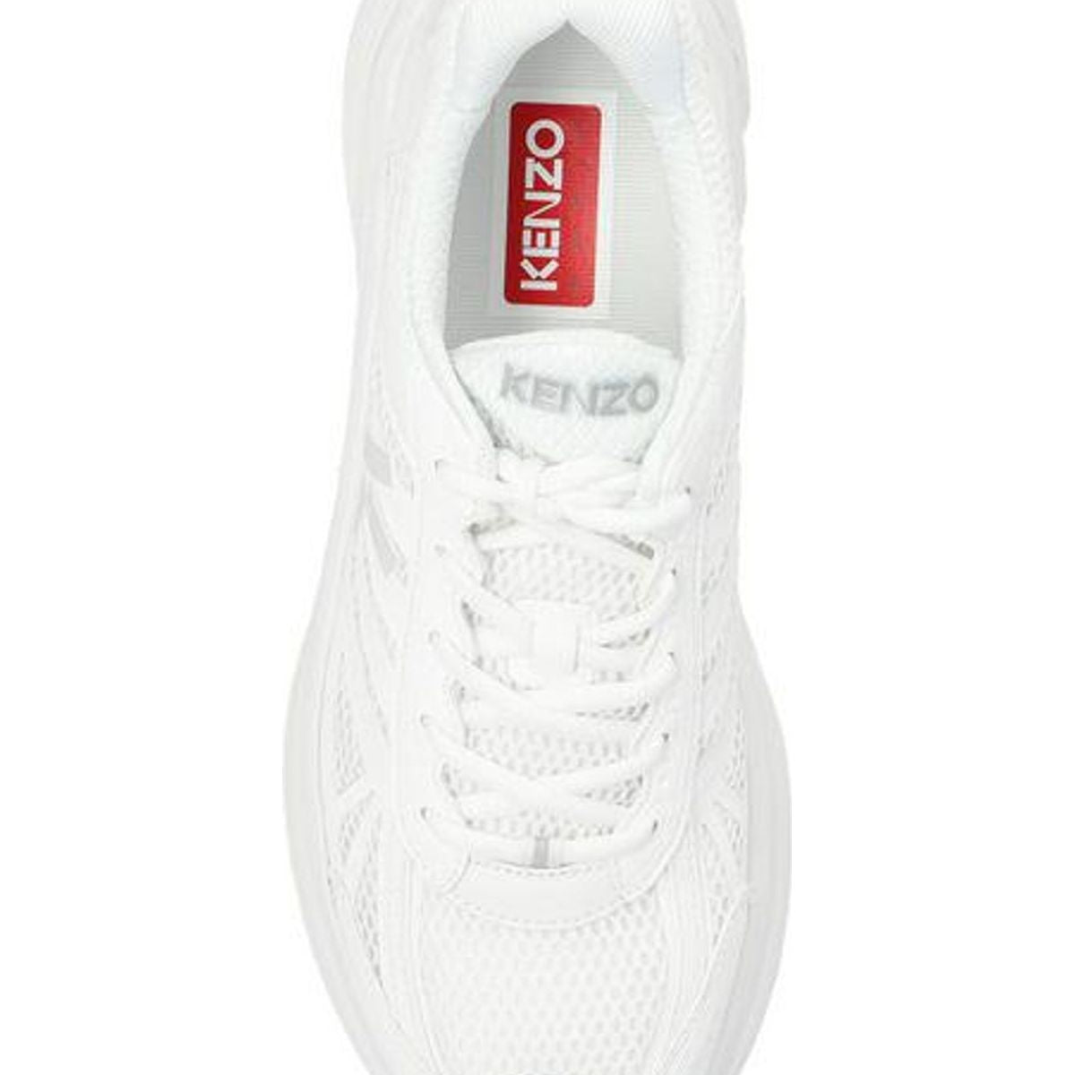 LOW TOP SNEAKER