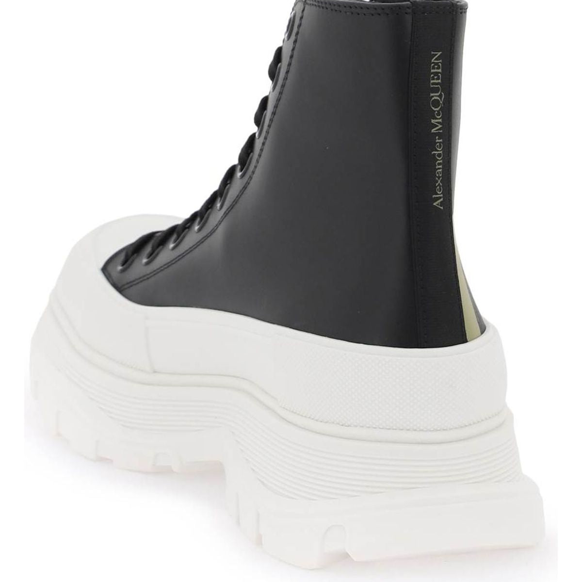 LEATHER BOOTS