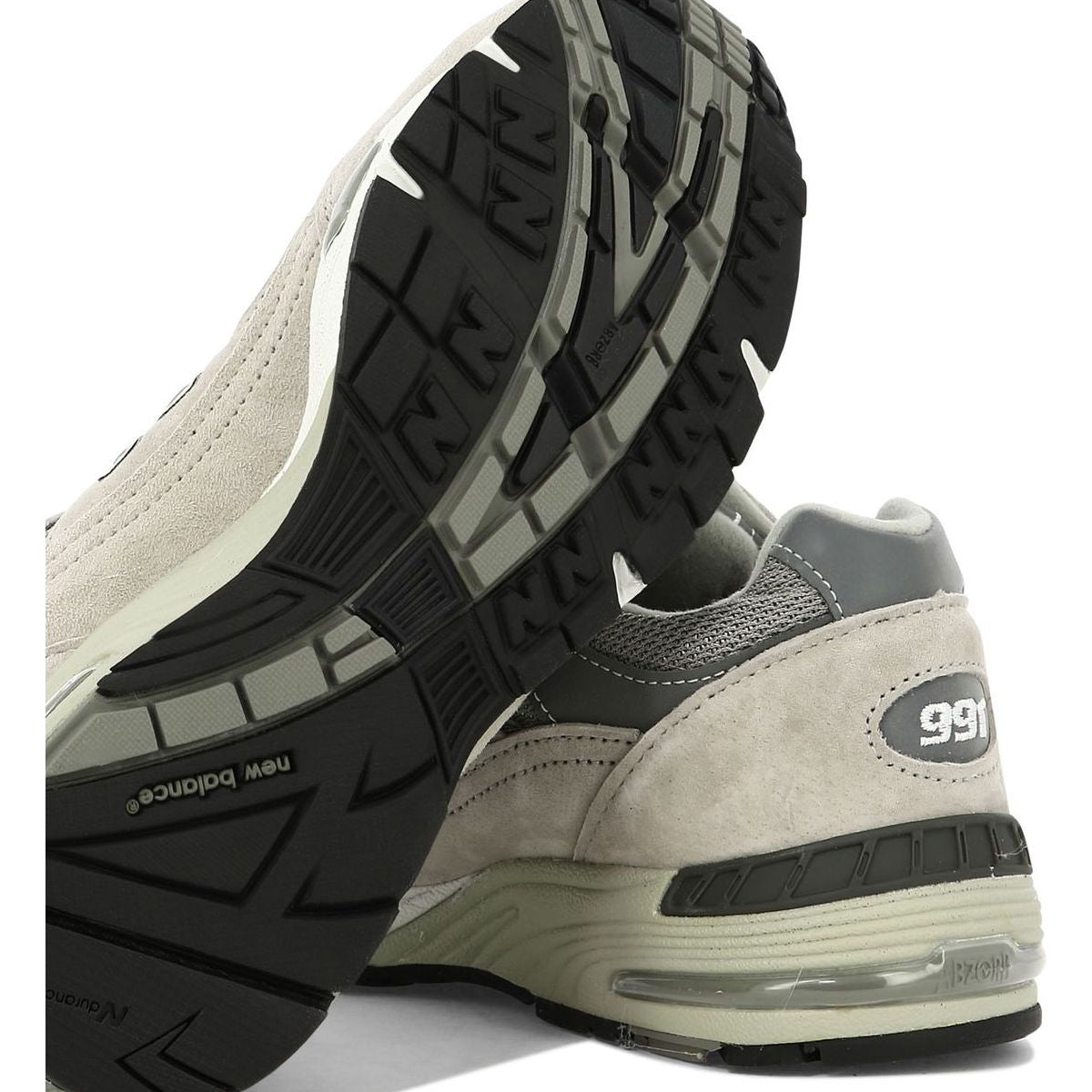 "MADE IN UK 1991" SNEAKERS