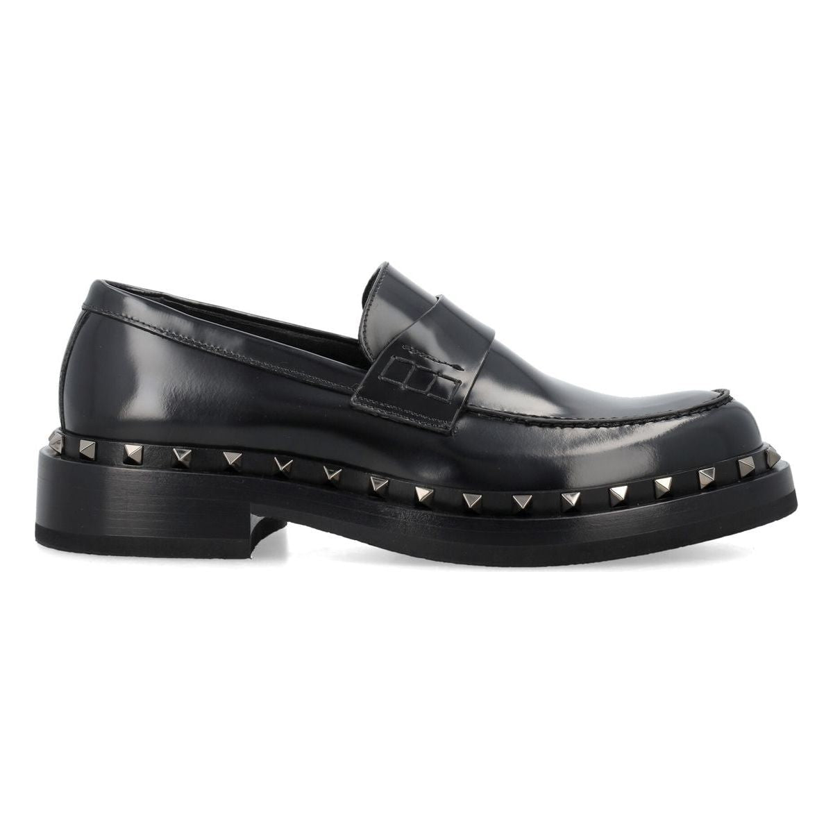 ROCKSTUD LOAFER