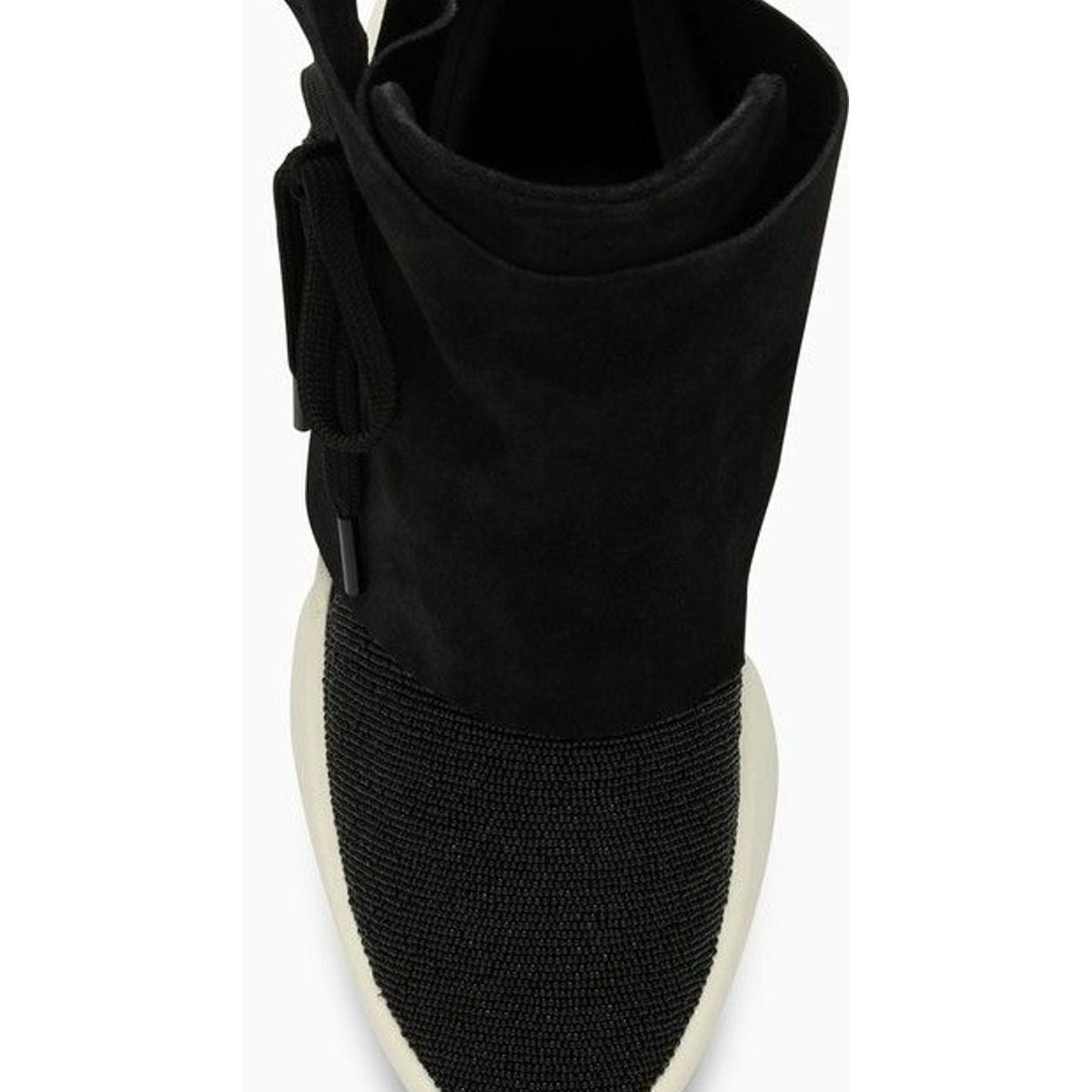 MOC HI BLACK SNEAKER
