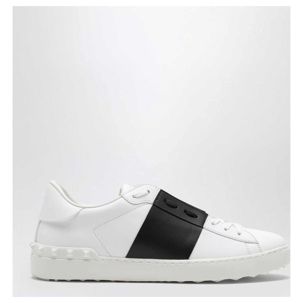WHITE/BLACK OPEN SNEAKER
