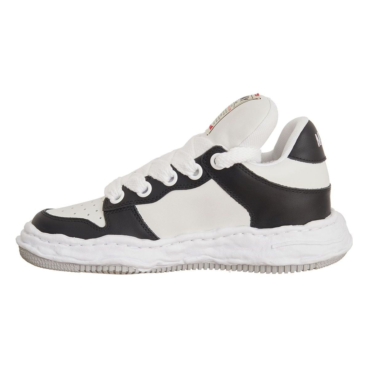 SNEAKER WAYNE PUFFER