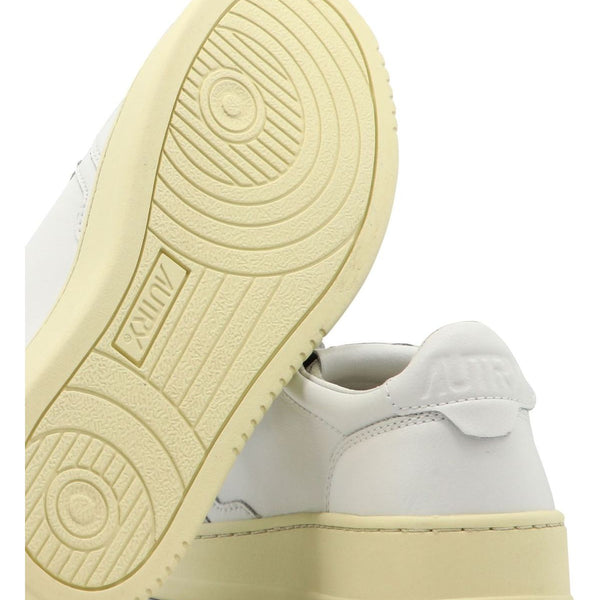 "MEDALIST" SNEAKERS