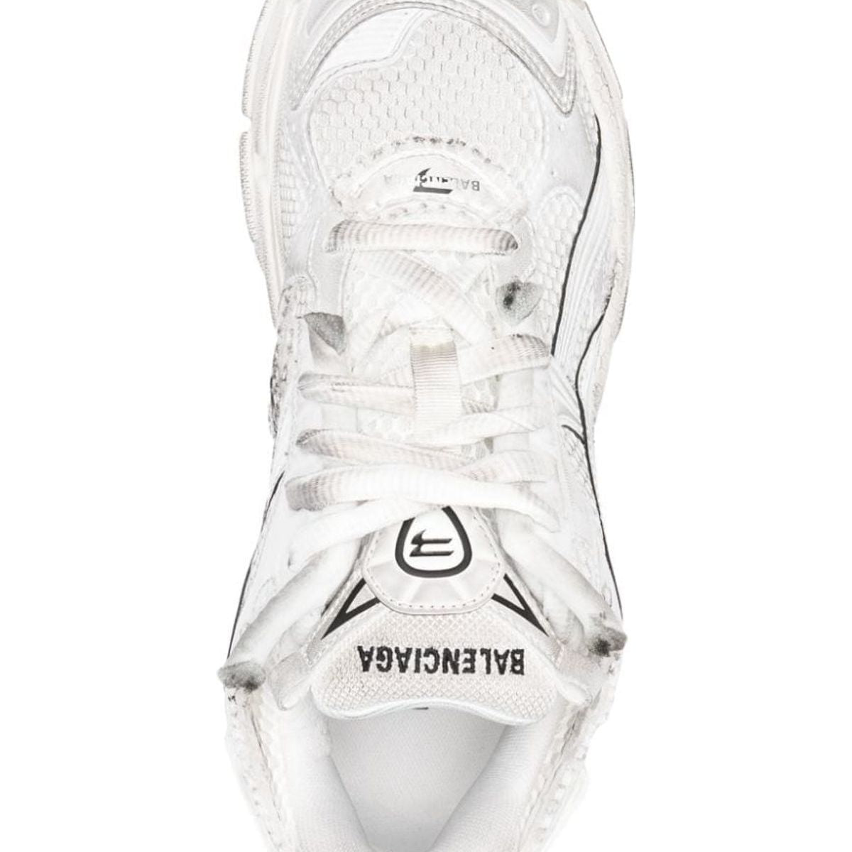 RUNNER SNEAKERS