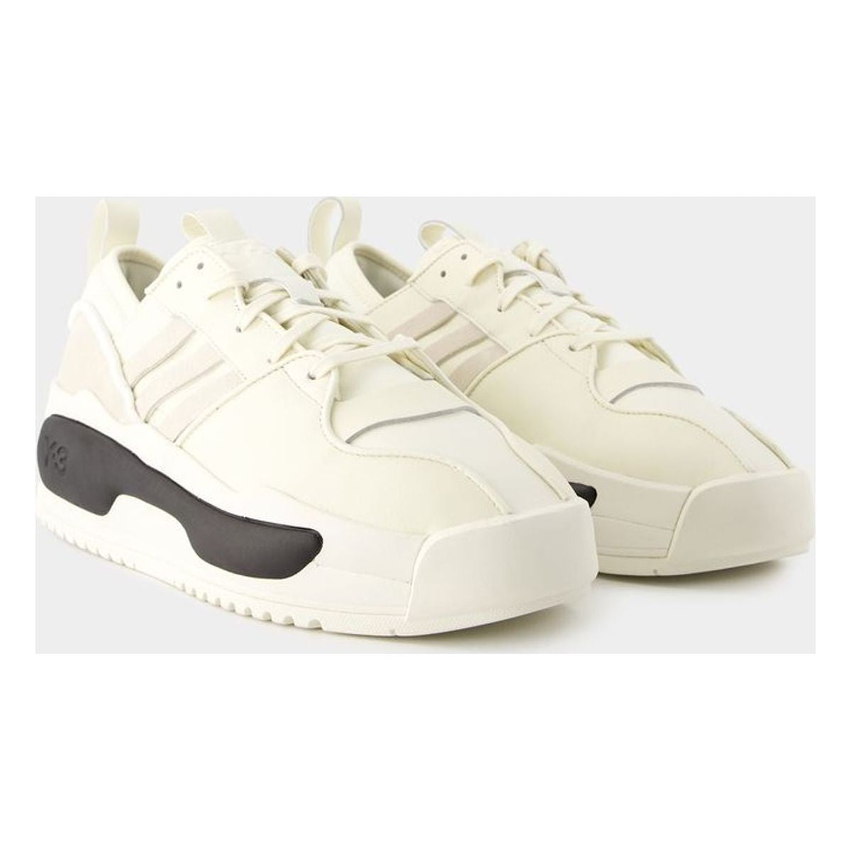 RIVALRY SNEAKERS