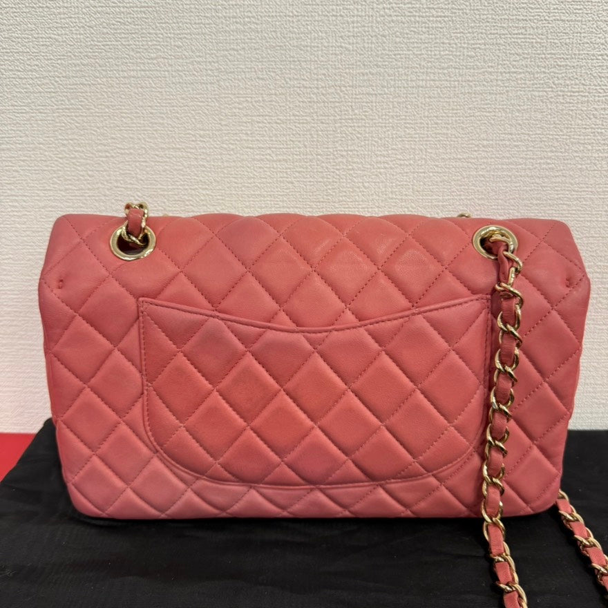 Top Quality Chanel Lambskin Single Flap Bag Medium Pink Shoulder Bag with Charms Series 19 FM0037