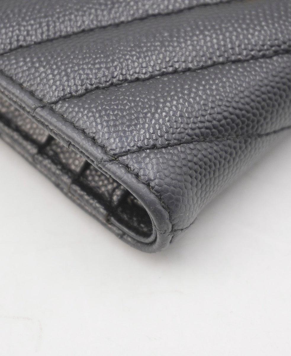 Matelassé Leather Cassandre Zip Compact Wallet Black