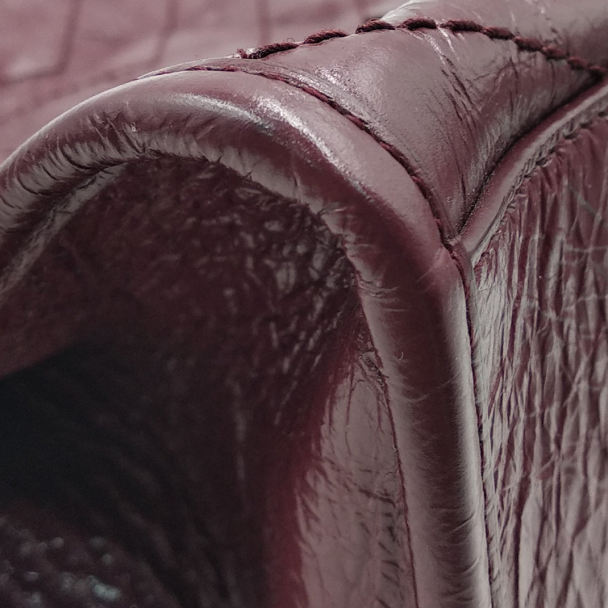 Medium Niki Shopping Tote Maroon