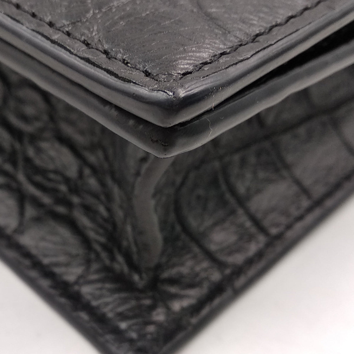Monogram Kate Clutch Crocodile Embossed Black