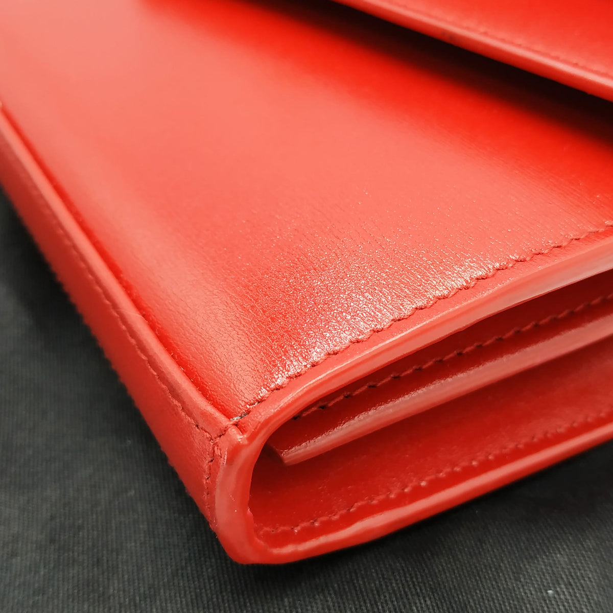 Sulpice Chain Wallet Eros Red