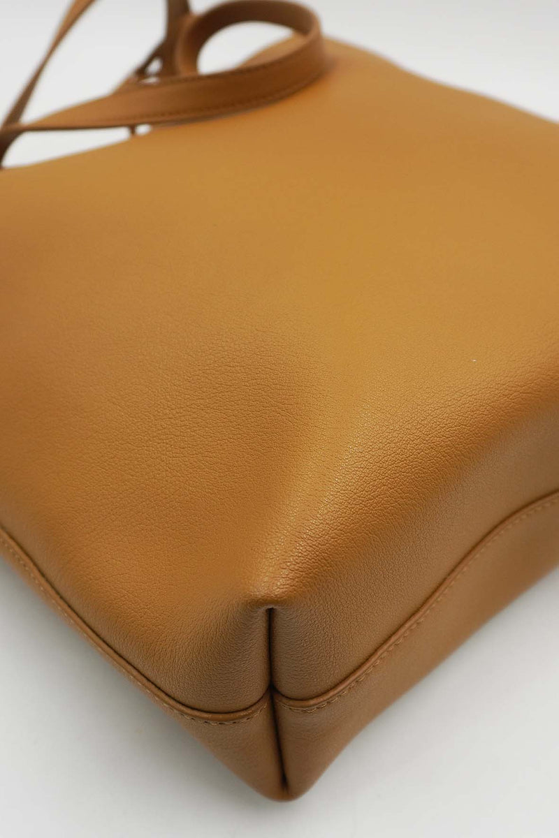 Toy N/S Avec Tass Shopping Tote Tan